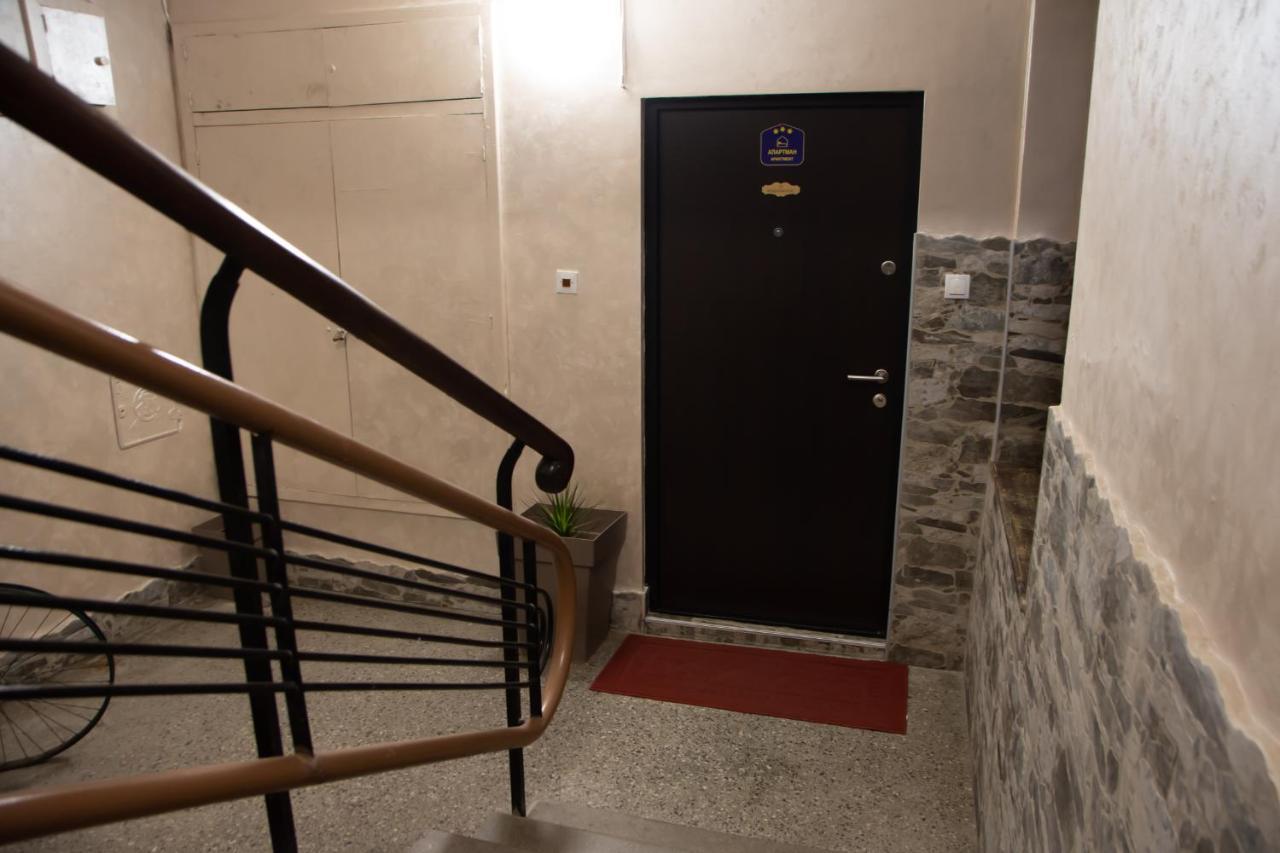 Top Spot Apartment Belgrád Kültér fotó